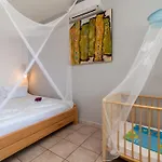 Apartmán Gordan With Garden, 3 Min Walk To The